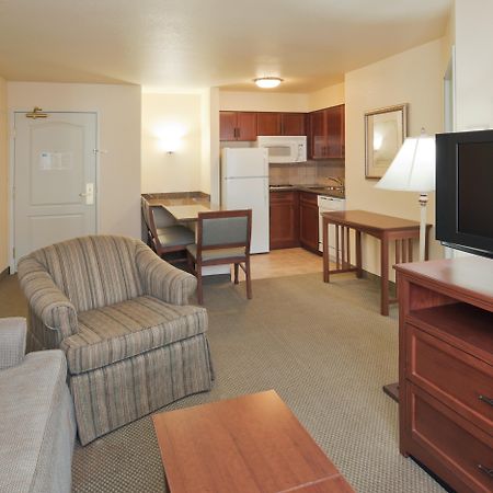Staybridge Suites Sacramento Airport Natomas, An Ihg Hotel Номер фото